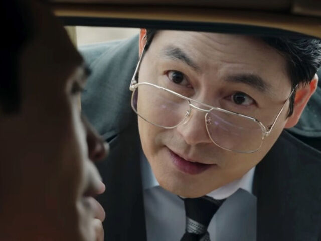 '메이드 인 코리아'에서 정우성이 연기력 논란에 휩싸였다. / 디즈니+ '메이드 인 코리아'