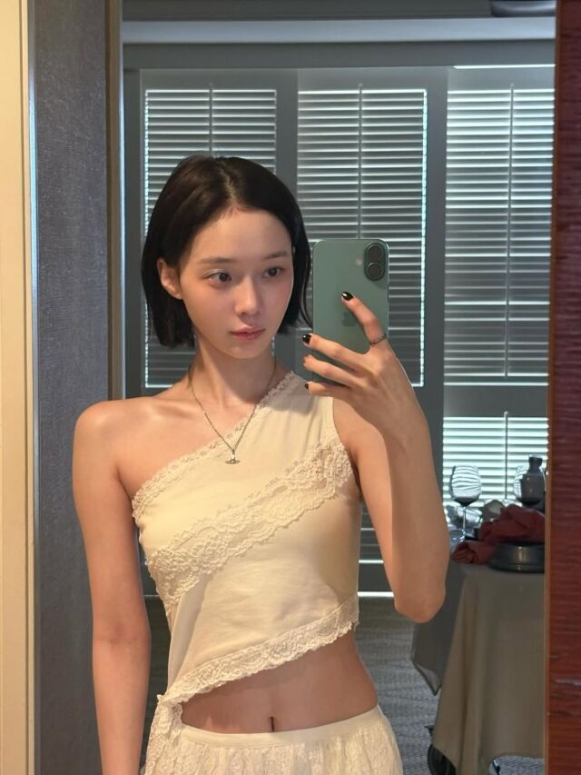 윈터가 휴양지에서 여유로운 근황을 전했다. / 윈터 SNS