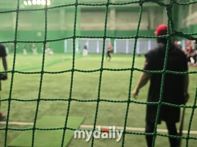 펑고 치는 나성범/아마미오시마(일본)=김진성 기자 kkomag@mydaily.co.kr