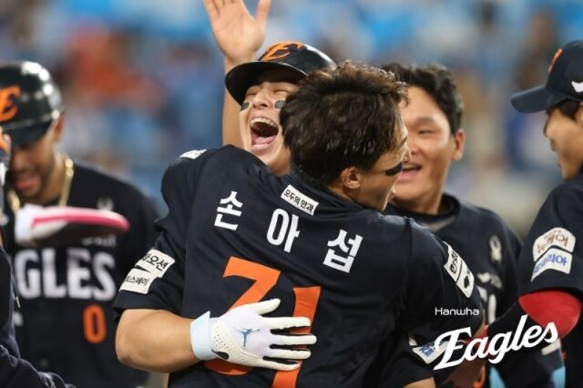 한화 이글스 손아섭과 노시환./한화 이글스
