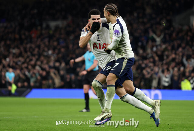 솔랑케와 시몬스/게티이미지코리아