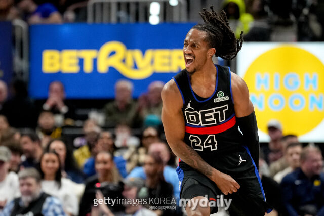 젠킨스가 7일 뉴욕과 경기에서 득점 후 환호하고 있다. /게티이미지코리아