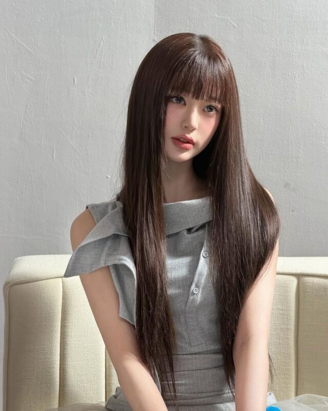 장원영이 인형같은 비주얼을 뽐냈다. / 장원영 SNS