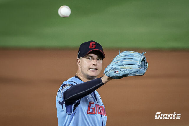 터커 데이비슨./롯데 자이언츠