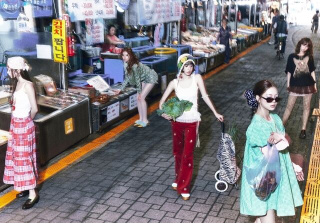 그룹 르세라핌 '스파게티' 단체 포토 A / 쏘스뮤직 