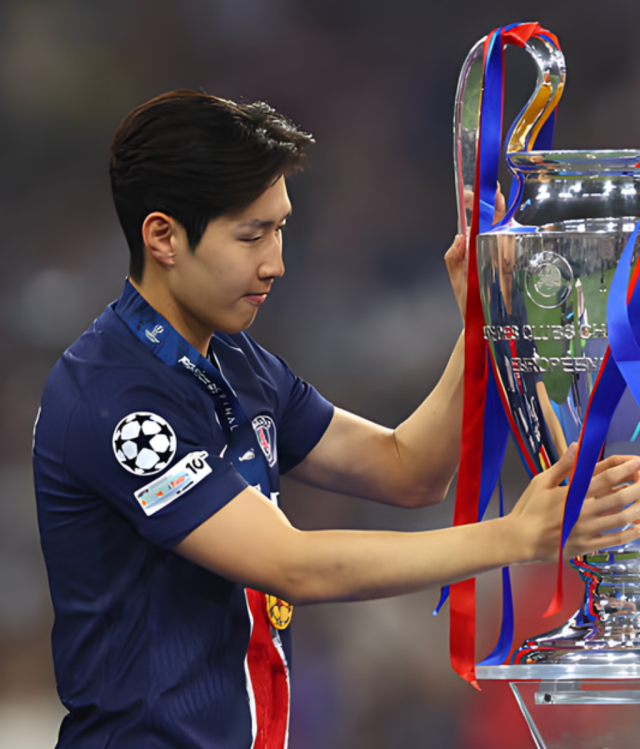 이강인/풋볼 아시안