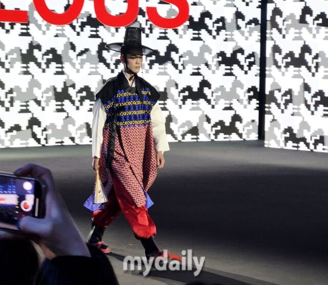 그리디어스 서울패션위크 2026FW 런웨이. /방금숙 기자