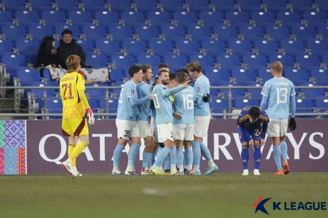 멜버른 시티./프로축구연맹