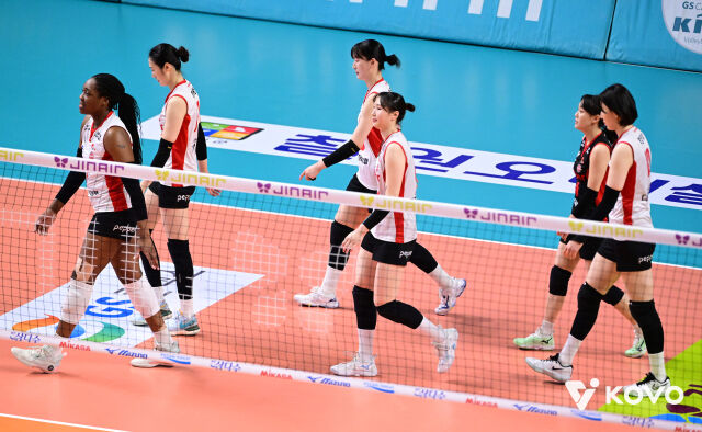 페퍼저축은행 선수들./KOVO