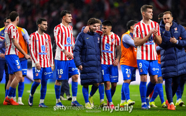 승리 후 기쁨을 나누는 아틀레티코 선수들. /게티이미지코리아