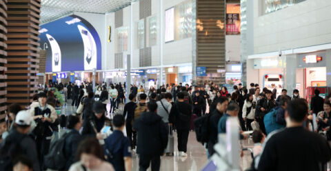 고유가 직격탄 맞은 LCC&hellip;허리띠 더 졸라맨다