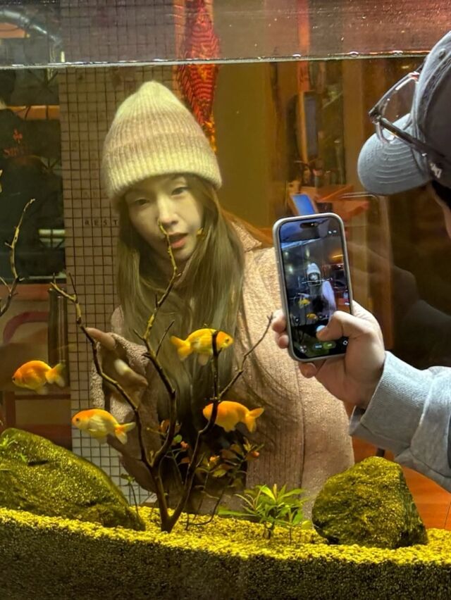 방민아가 한층 청순해진 근황을 공개했다. / 방민아 SNS