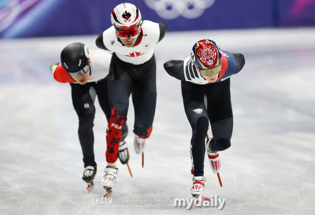 신동민(오른쪽)./게티이미지코리아