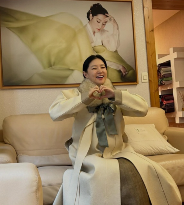 배우 이영애./이영애 소셜미디어