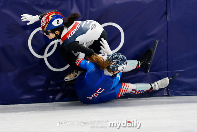 코린 스토다드와 충돌한 김길리./게티이미지코리아