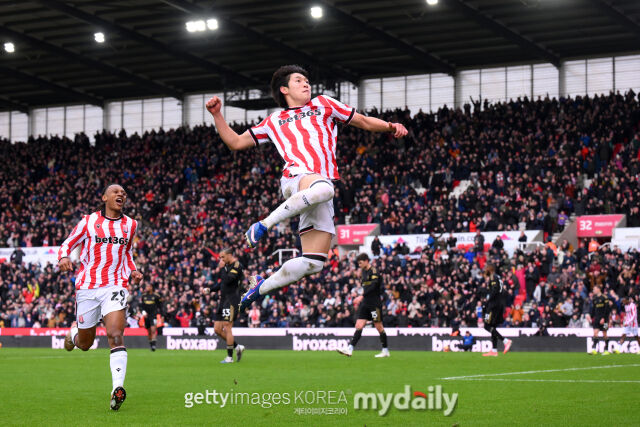 골 뒤풀이하는 배준호(오른쪽)배준호. /게티이미지코리아