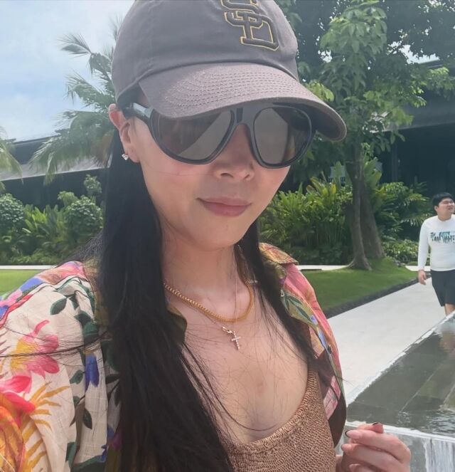 오윤아가 아들 민이의 졸업을 기념해 발리로 여행을 떠났다. / 오윤아 SNS