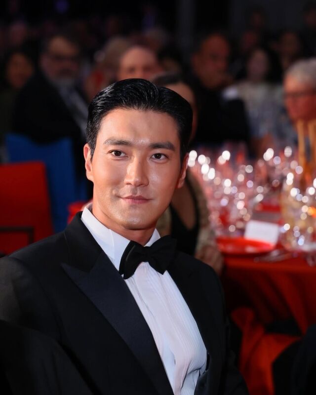 최시원이 SNS에 의미심장한 게시물을 업로드했다. / 최시원 SNS