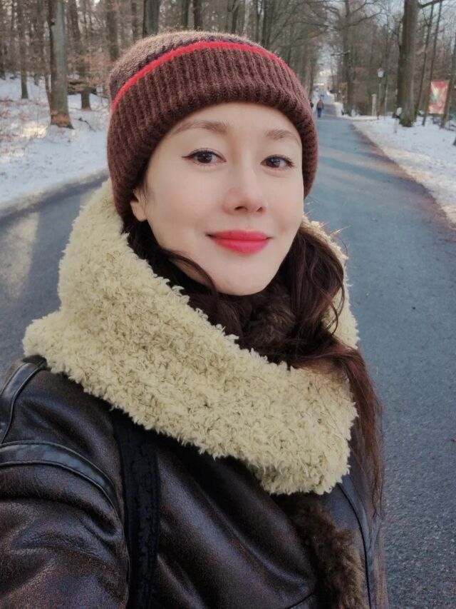 김지수가 프라하에서의 근황을 공개했다. / 김지수 SNS