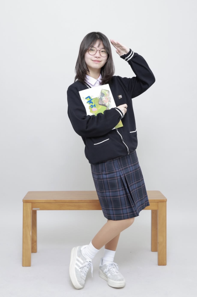 아이키가 중학교에 입학한 딸 연우의 근황을 공개했다. / 아이키 SNS