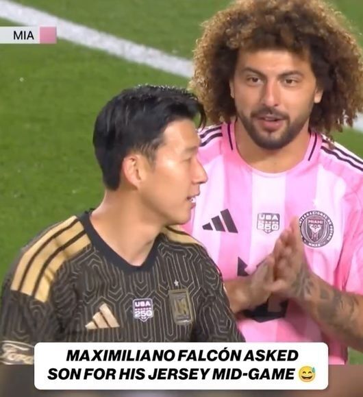 손흥민에게 유니폼을 요청한 막시밀리아노 팔콘/폭스 사커 SNS