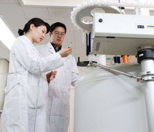 금호석유화학 중앙연구소 연구원. /금호석유화학그룹