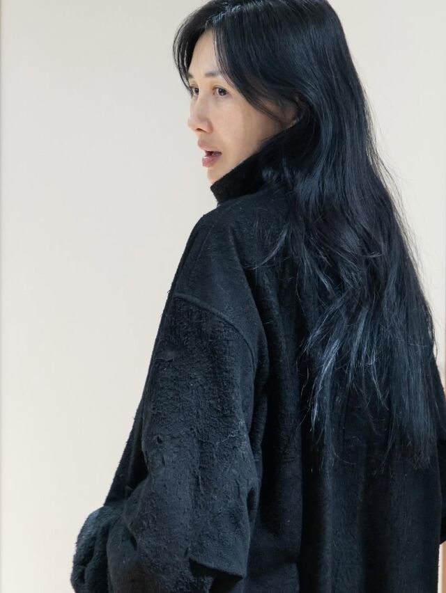 윤혜진이 탄탄하고 슬림한 몸매를 공개했다. / 윤혜진 SNS