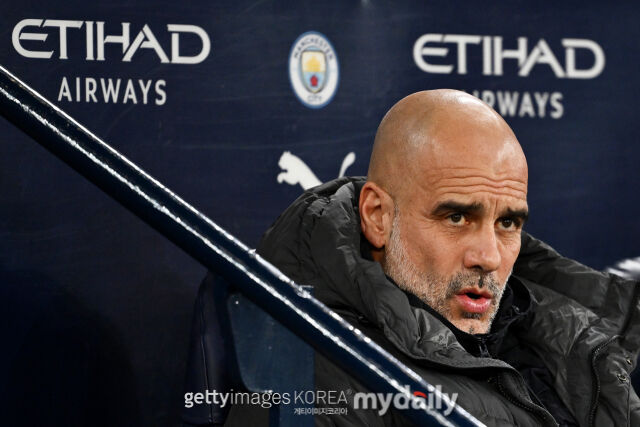 5일 노팅엄과 경기를 심각하게 지켜보는 맨체스터 시티 펩 과르디올라 감독. /게티이미지코리아