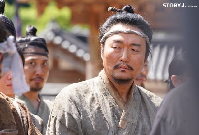 배우 이준혁/스토리제이컴퍼니