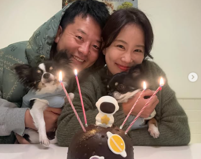 개그맨 부부 김준호와 김지민./김지민 소셜미디어