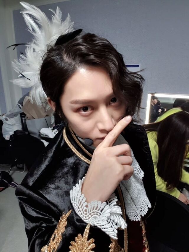 김희철이 데뷔 21주년을 맞아 팬들과 소통했다. / 김희철 SNS