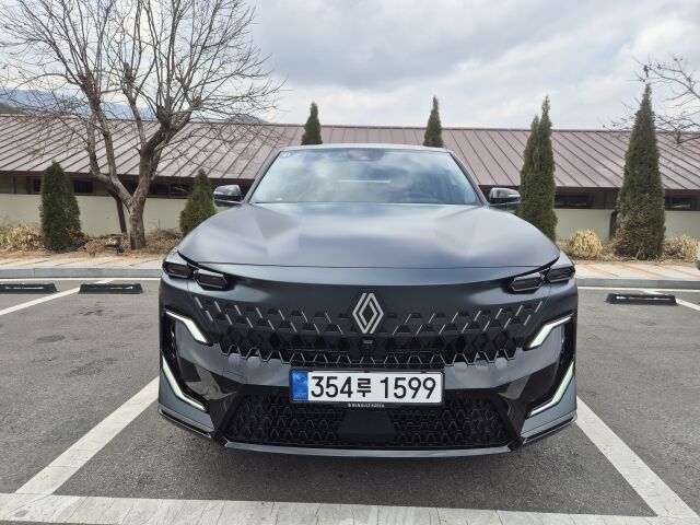 르노 필랑트 전면부. /윤진웅 기자