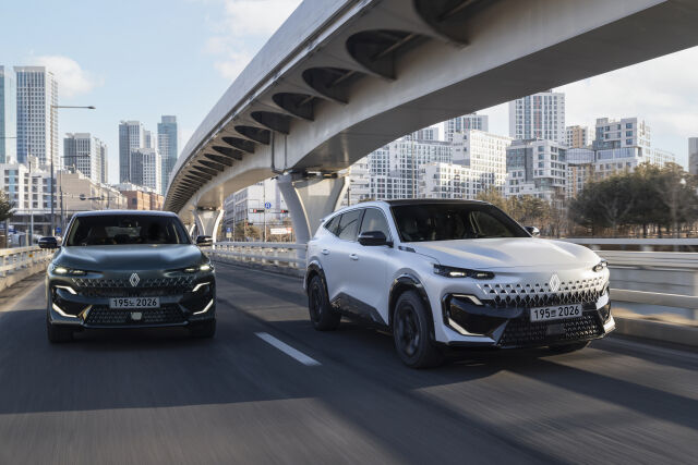 도로 위를 질주하는 르노 필랑트. /르노코리아