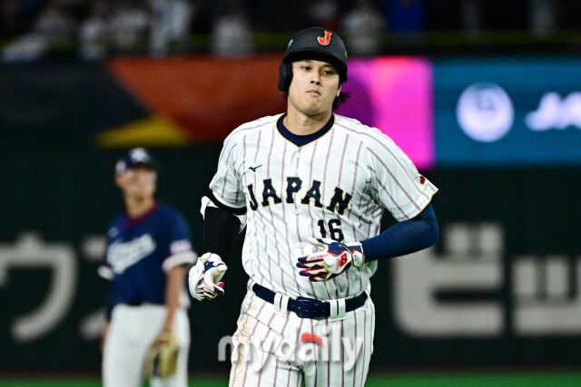 7일 일본 도쿄돔에서 열린 2026 월드 베이스볼 클래식(WBC) 조별리그 한국-일본 경기. 오타니가 3회말 1사에 동점 솔로포를 치고 있다./도쿄(일본)=한혁승 기자