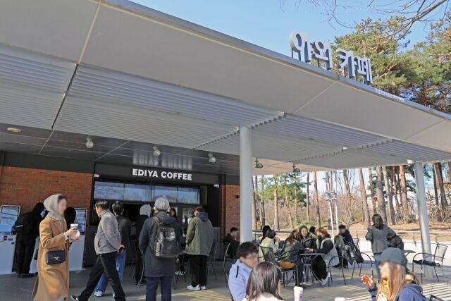 국립중앙박물관 내 이디야커피 매장. /이디야커피