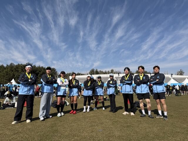 '2026 고양특별시 하프마라톤 대회'에 참가한 러닝 크루 '소노 러너스'./고양 소노