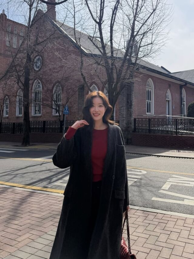 임수향이 따뜻한 봄 기운이 느껴지는 근황을 공개했다. / 임수향 SNS