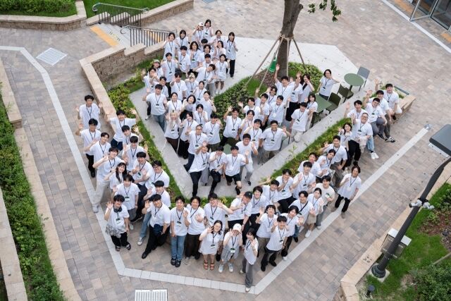 크래프톤이 사회공헌 활동 성과를 담은 ‘2025 CSR 임팩트 보고서’를 발간했다. /크래프톤