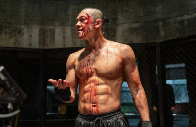 넷플릭스의 글로벌 히트작 '사냥개들'이 시즌2에서 배우 정지훈이 새로운 악역으로 합류했다./넷플릭스 '사냥개들2'