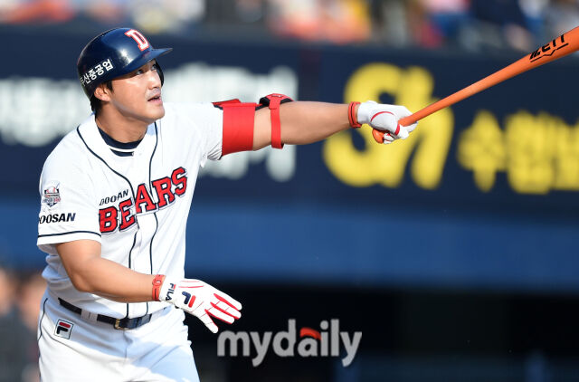 현역 시절 홍성흔./마이데일리