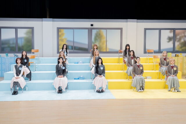 그룹 하츠투하츠와 키키가 '아는형님'에 함께 출연한다. / JTBC