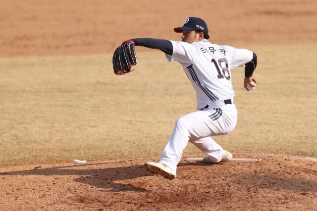 두산 아시아쿼터 타무라 이치로./두산 베어스