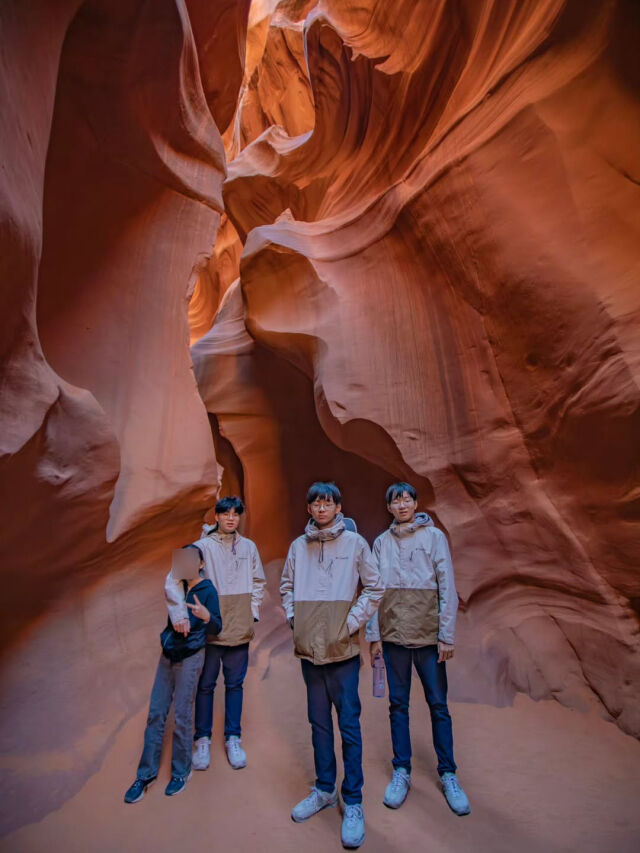 폭풍성장한 대한, 민국, 만세의 근황이 전해졌다. / 배우송일국 소셜미디어