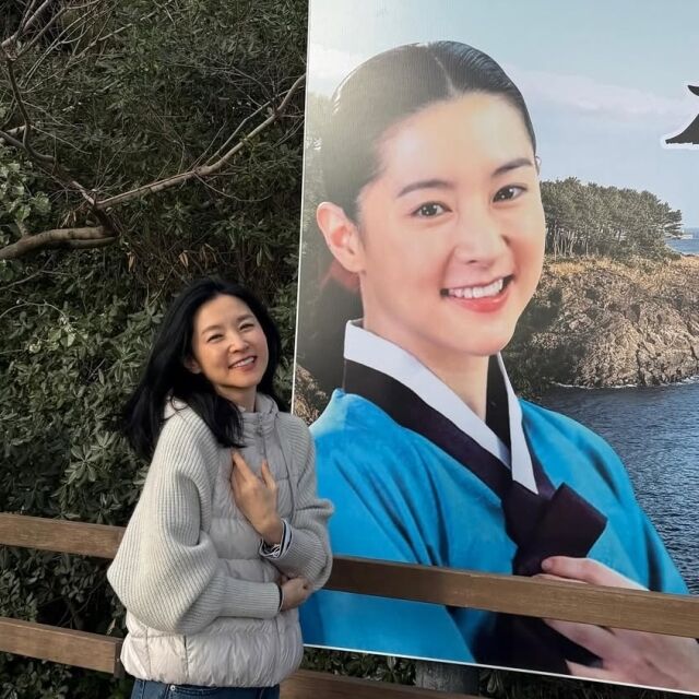 이영애 / 이영애 인스타그램