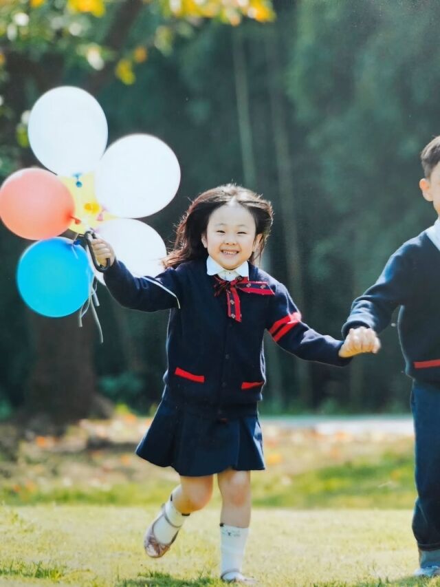 별이 막내딸 송이의 유치원 졸업 사진을 공개했다. / 별 SNS