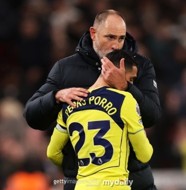 투도르 감독과 포로/게티이미지코리아