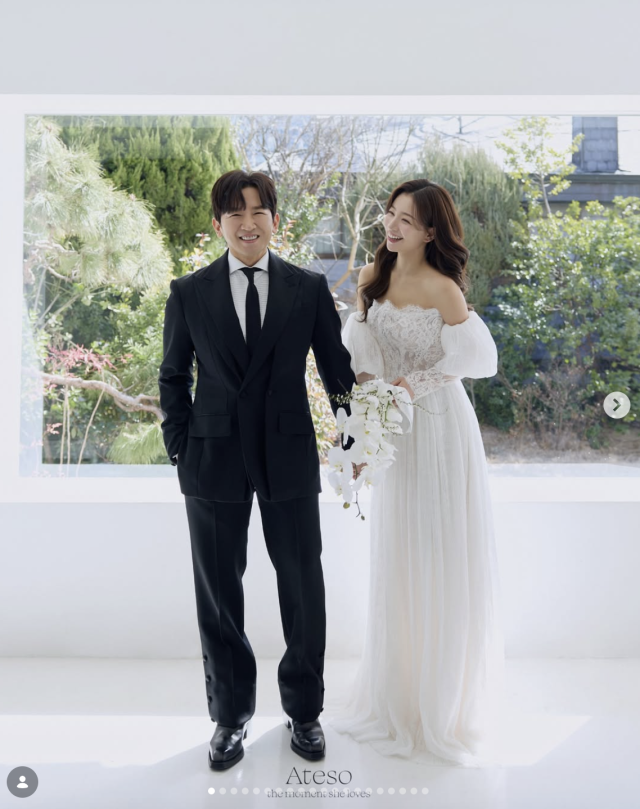 이민우가 예비 신부와 함께한 웨딩 화보를 공개했다. / 이민우 SNS