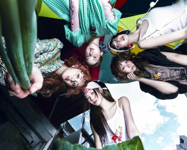 르세라핌 '스파게티' 콘셉트 포터 / 쏘스뮤직