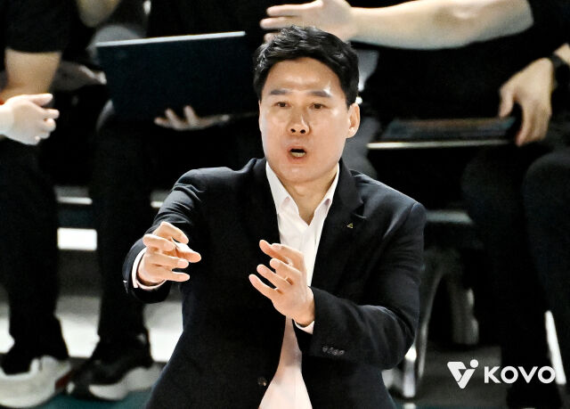 현대건설 강성형 감독/KOVO