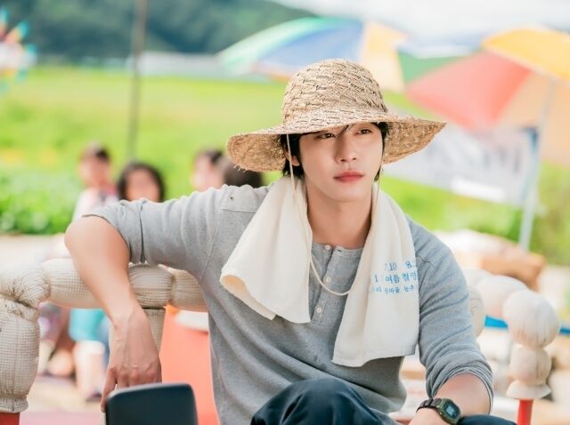 새 수목드라마 '오늘도 매진했습니다' 안효섭 스틸 / SBS